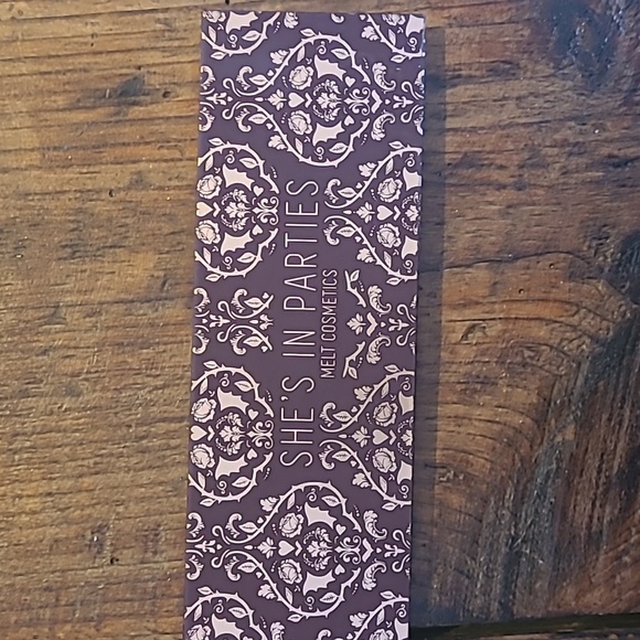 Melt -She's in parties - Picture 1 of 2